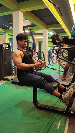 Cable seated row #workoutmotivation