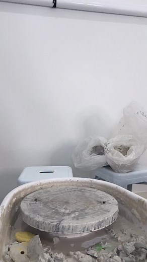 Have you ever seen clay swirl into existence?! 🤸‍♂️✨ Watch this hunk of white clay hand-rolled colored coils transform into a swirly vase headed to the Robert Kent Gallery for the First Friday Art Walk — December 5! 🎨🌀🤍 I’ve been SO excited to explore these colored clay swirls and this collection is coming in HOT for my first ever Atlanta gallery show!!!! 🥹🔥 And while I’m throwing magic in the studio… YOU can jump in too 👇 🛍 Shop online now — mugs, berry bowls, trees more! 🎄 4-Week Holi