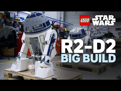 This big LEGO® Brick built R2-D2 is AWESOME | LEGO® STAR WARS™