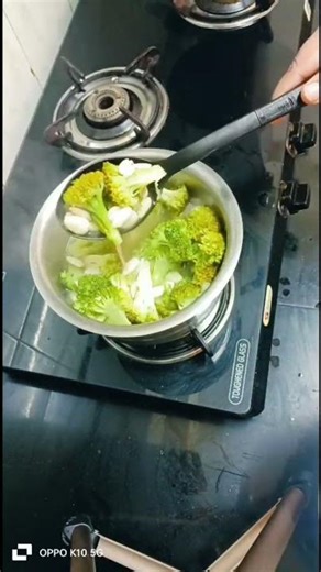 Creamy Broccoli Soup at Home | #broccolisoup #soup #cooking