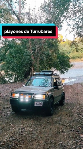 Explorando los Playones de Turrubares en Costa Rica