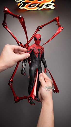 131K views · 1.7K reactions | *FIRST LOOK* Hot Toys Marvel’s Spider Man 2 - Superior Suit UNBOXING勞勞勞 #unboxing #hottoyscollectibles #hottoyscollection #hottoysphotography #onesixthscale #spiderman #marvel #marvelcomics #MarvelsSpiderMan2 #venom# #peterparker #ironman #captainamerica #thor | The Figure Hideout | Facebook