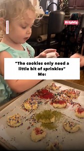 Two-year-old Mary Hollis's hilarious interpretation of "a yittle bit" of sprinkles on her Christmas cookies is sure to melt hearts. https://gma.abc/3GSXCWz | Good Morning America