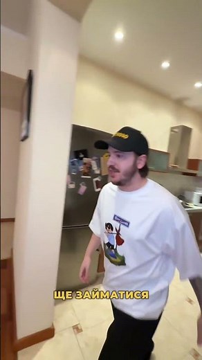 How popular stand-up comedians live 🤯