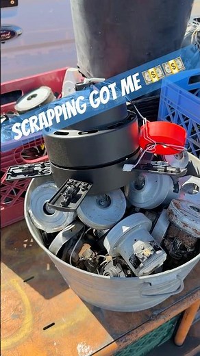 $114 From Trash?! Scrapping Vacuum Motors & Copper Wire #scrapmetal #trashpicking #scavenging #scrap