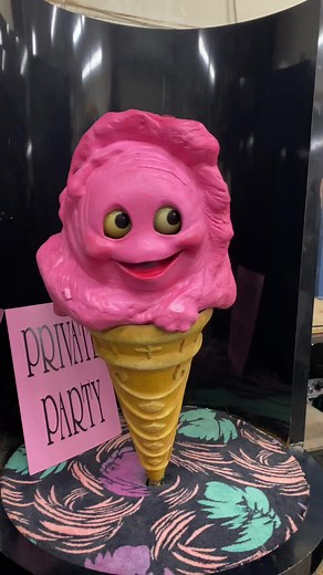 Mr Creamy Returns: Five Nights at Freddy's Animatronics