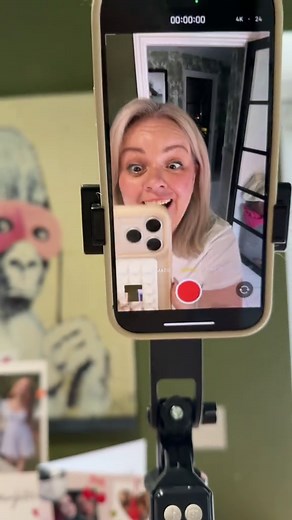 The Benefits of Mature Makeup Techniques for Over 40