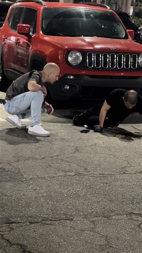 Spring break starting early in Miami! Don’t let this be you. Call me for all your Miami needs. Yachts, cars, bnb etc.