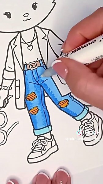 Replying to @roxycoloring Jeans tutorial 💙👖 #coloringforadults #adultcoloringbook #foryoupage❤️❤️ #cozycoloring #colortok #mirabellcoloring #fuzzychic #coloringtutorial #coloringaddict