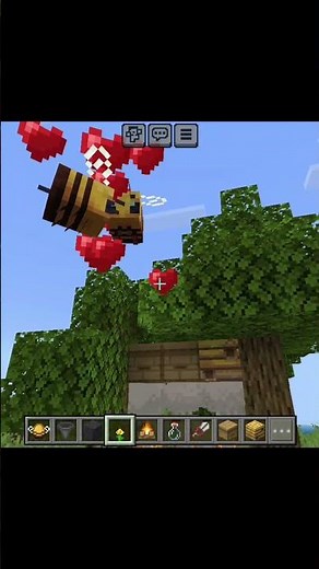 Bee Farm Build 😱🐝 | Minecraft Survival Honey Farm!