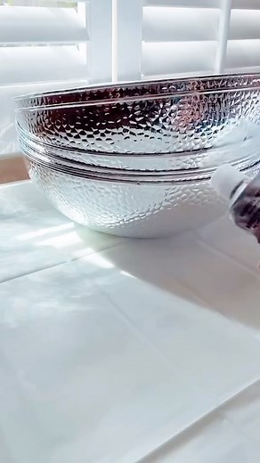 DollarTree.Goodies5&More on Instagram: "Home Decor DIY 覆 Credits:@rawanartanddesign ~ Discover the amazing Dollar Tree bowls that are perfect for DIY projects and home decor!  Don’t miss out on these budget-friendly finds! #dollartree #diydollarstore #homedecor #budgetdecor #affordablefinds #decorinspiration #fyp #fy #viral #MyRecommendation #unwrapthedeals⏰"