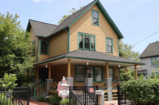 Fans of 'A Christmas Story' Can Now Spend the Night in the House Where It Was Filmed