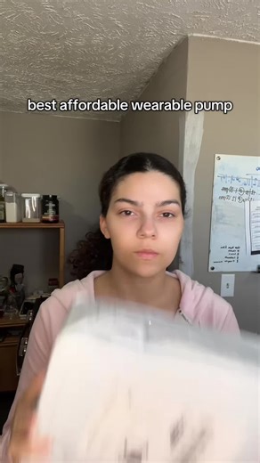 fell in love with this new pump from @Dr.isla America #pumpandpour #pumpsession #mommymusthaves #wearablepumps #pumpingmom