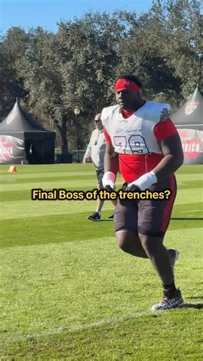 UA Next Football on Instagram: "Imagine getting blocked by this man?! 😳 @ch1bu1 @uafootball #uanext"