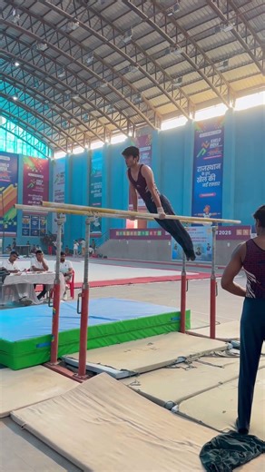 Parallel bars❤️‍🔥 #shorts #youtubeshorts #viral #trending #explore #fyp #foryou #viralvideo #flip