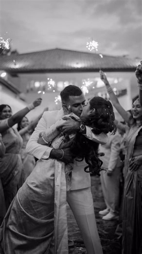 Saycheese Photography & Videography on Instagram: "Wait a moment! 🤨 This supposed to look this good ?😏🥹 . From the beautiful proposal to an intimate wedding of @shonnn.nn x @sandiya_sekaran 🥰✨ MUA: @byvanethanair Venue : @1flowerhill.sg"