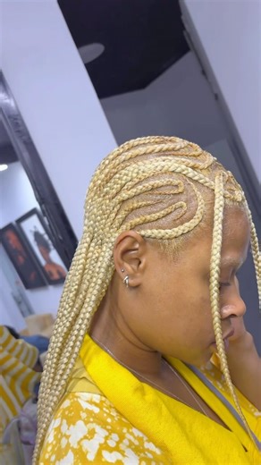 Blondes have more fun 🥹