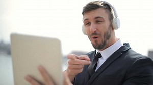 Expert advice on how to master the virtual job interview over Zoom and Skype while in isolation