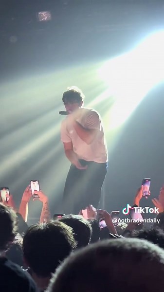 Ian's Concert: A Night of Real Emotions and Music