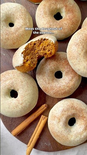 Bake Pumpkin Spice Doughnuts #doughnutrecipe
