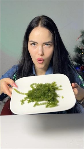 😳 Trying Sea Grapes | Is It Worth Eating?