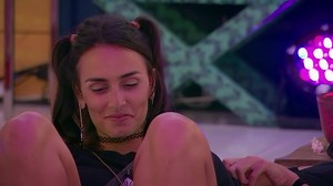 43M views · 173 shares | MAIS VISTOS DE 2019: De Férias Com O Ex Brasil - 1ª temporada | Após Anna Clara terminar tudo com André Coelho, o tablet toca e pede para que ele escolha sua companhia para passar uma noite na suíte master. | MTV Brasil | Facebook