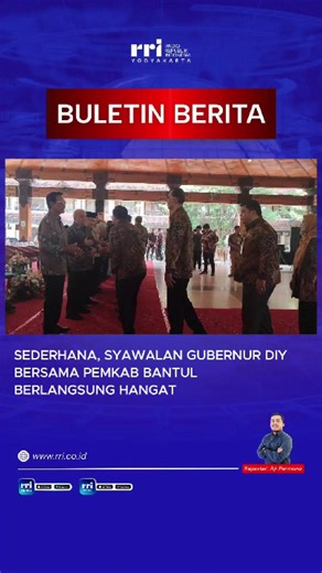 Gubernur DIY Sri Sultan Hamengku Buwono X dan Wakil Gubernur DIY KGPAA Paku Alam X, menggelar syawalan bersama jajaran Pemkab Bantul Bantul di Pendopo Parasamya pada Jumat pagi. Berlangsung sederhana dan hangat, kegiatan ini menjadi ajang mempererat tali silaturahmi serta refleksi diri usai Ramadan berakhir. Klik www.rri.co.id untuk info selengkapnya! Dengarkan siaran RRI melalui aplikasi RRI Digital! #syawalan #halalbihalal #pemkabbantul