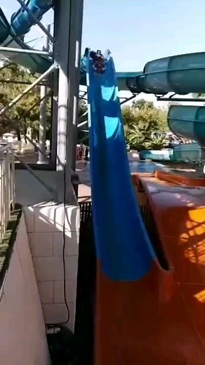 EXTREME SPORT FAILS on Instagram: "😂😂😂 • ✔@extremesportfails ⬅️ follow for more fails! • 📌 Subscribe to our YouTube channel (link in bio) • 🎥: Tag the owner! • Follow: ◾@extremesportfails ◾@viralextremesports • #extremesports #extreme #adrenaline #gopro #adventure #sport #sports #actionsports #skydiving #skydive #watersports #life #fun #kitesurfing #extremesport #surfing #nature #snowboarding #adrenalinejunkie #sendit #photography #travel #lifestyle #parachute #flying #bmx #fly #peopleareaw