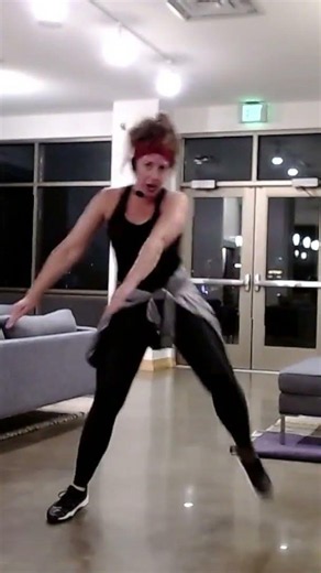90s Turbo Kick - Cardio Kickboxing w/Kate McDee