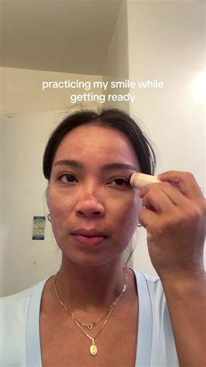Practicing My Smile: How to Kiss and Smile Naturally