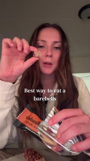 Put your barebells in the freezer! Tastes like a cookie dough bite #barebells #proteinbar #proteinsnack #gymtok #latenightsnack