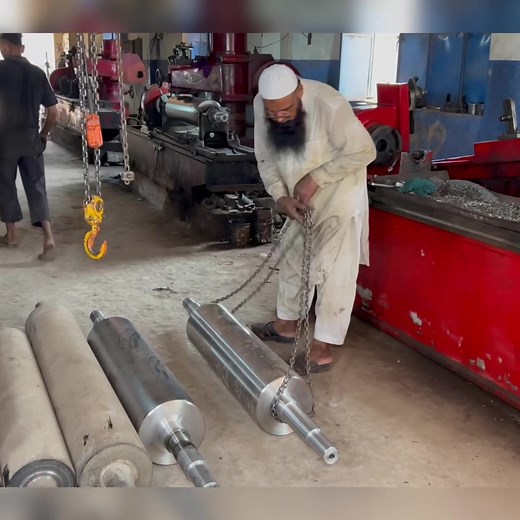 Industrial Roller Milling on Lathe Machine