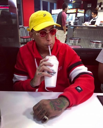 lyrics_medellin on TikTok