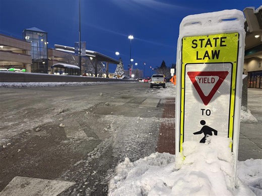 I-80 traffic held; Reno flights canceled as more snow moves in