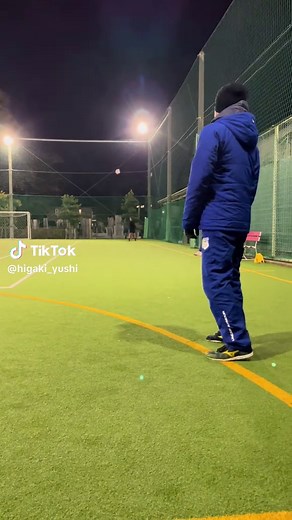 サッカーにおけるボールコントロールとトラップのテクニック