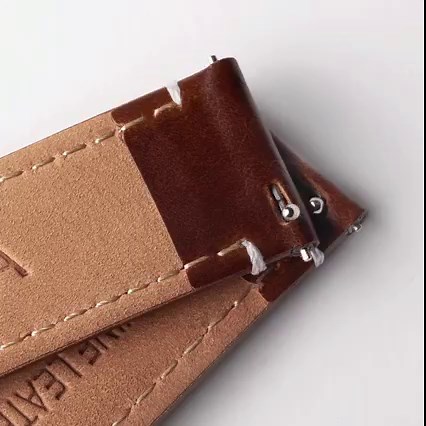 HOW TO CHANGE YOUR STRAP. Wondering how to change the strap of your Sekonda? Simply check if it has a Quick Release strap (like in this video), and the rest is easy peasy.  Get the most of your watch with a new strap: https://bit.ly/3yTiB7i #sekonda #sekondawatches #sekondawatch #summerofstraps #mensfashion #womensfashion #menswatched #womenswatches #summeroutfit | Sekonda | Facebook