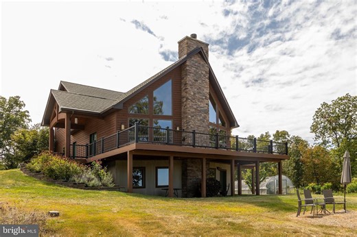 1415 Lockinger Ridge Rd, Moorefield, WV 26836 - MLS WVHD2003028 - Coldwell Banker