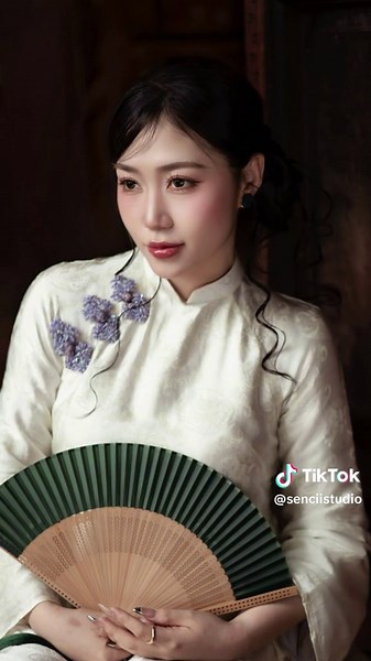 Tính dắt tui đi đâu nữa zậy😆 #aodai #chupanh #canon #photography #xuhuong