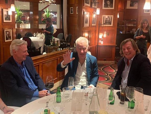 Che rimpatriata: Panatta, Borg e McEnroe a cena a Parigi tra risate e chitarra: «Bjorn, eri scarso»