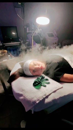 ✨ Glow Starts with The Perfect Derma Peel ✨ Looking to smooth texture, brighten tone, and reduce fine lines, acne, and hyperpigmentation? The Perfect Derma Peel is a medical-grade, results-driven peel with minimal downtime and maximum glow. ✔️ Safe for all skin types ✔️ Targets acne, melasma & sun damage ✔️ Brighter, smoother skin in just days 📍 Rejuve Wellness & Aesthetics – The Woodlands 2408 Timberloch Pl, Suite D7 The Woodlands, TX 📞 (281) 651-5170 🔗 Book now: www.RejuveMedSpaTx.com #Perf