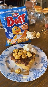 🌟 NOUVELLE CARTE ÉTÉ DES FILS ! 🌟 Tu veux voir le backstage pendant le testing de notre nouvelle carte ? 😎 Cette saison, on t'a préparé plein de nouveautés hyper gourmandes à déguster dans le restaurant le plus proche de chez toi : lesfilsamaman.com | Les Fils à Maman