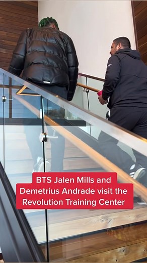 3.5K views · 37 reactions | A little behind the scenes moment for some new friends at the Training Center欄壘欄⚽️ #nfl #foreverne #itsmeagain #boxing #jalenmills #greengoblin #demetriusandrade #mls #soccer #football #patriots #bostonsports | New England Revolution | Facebook