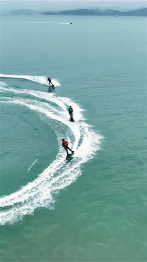 Exquisite hull, powerful engine, passionate surfing #shorts #jetfly #jetsurfing