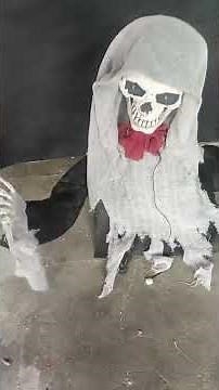 ⚠️ UNSETTLING! | Animated Skeleton Groundbreaker with Red Glowing Eyes 💀🔥 #halloween #ghost #spooky
