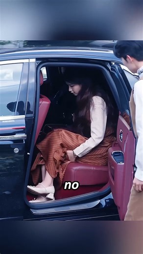 193K views · 15K reactions | El amante de mis sueños resulta ser el prometido de mi amiga. | Bass Boosted song | Facebook