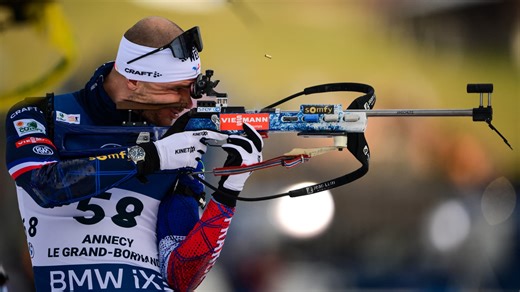 Biathlon: Émilien Jacquelin décroche son premier podium de la saison sur le sprint hommes au Grand-Bornand