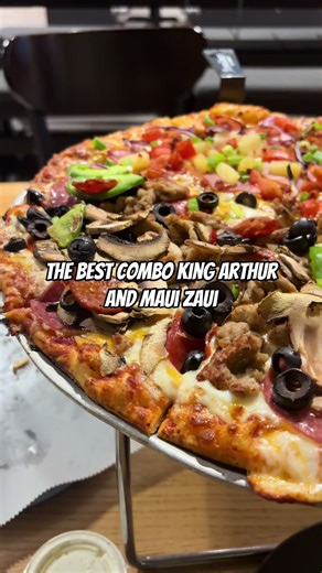 Pizza for Dinner #roundtable #pizzafordinner #kingarthur #pinappleonpizza #fyppp