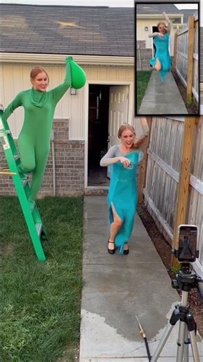 who loves FROZEN? ❄️ #frozen