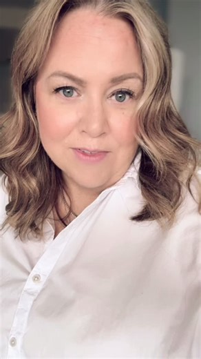 Which pair? 🤔 | Activate Her Awesome