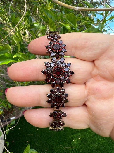 Antique Bohemian Garnet Floral Bracelet - Etsy
